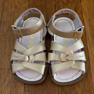 Salt Water Sandals (gold) Baby size 4. Never worn!